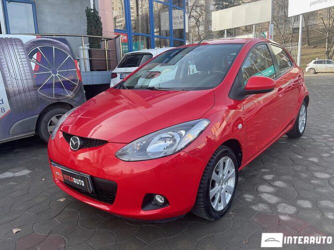 Mazda 2 30 interauto-car