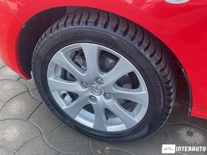 Mazda 2 36 interauto-car