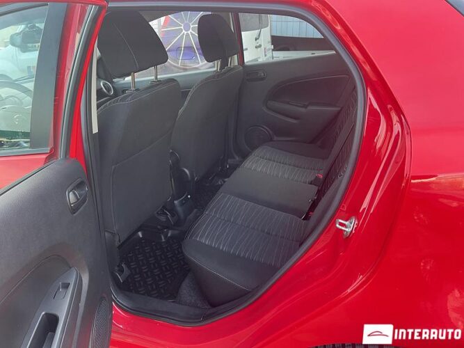 Mazda 2 47 interauto-car