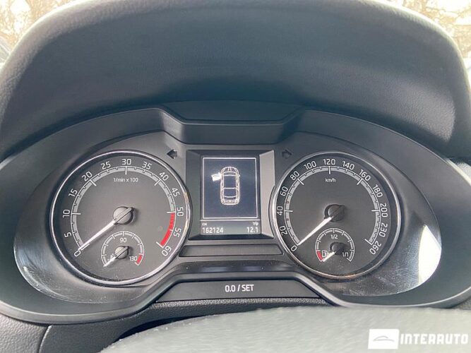 Skoda Octavia 37 interauto-car