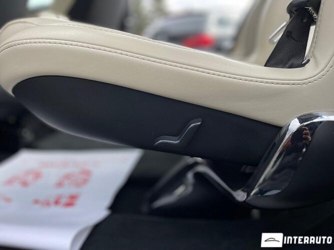 Tesla Model X 66 interauto-car