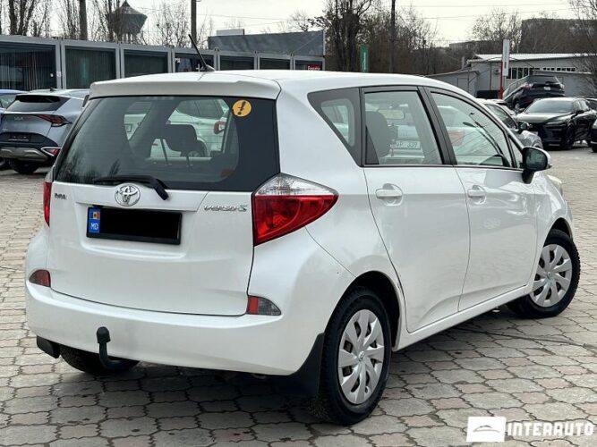 Toyota Verso S 28 interauto-car