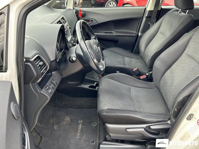 Toyota Verso S 32 interauto-car