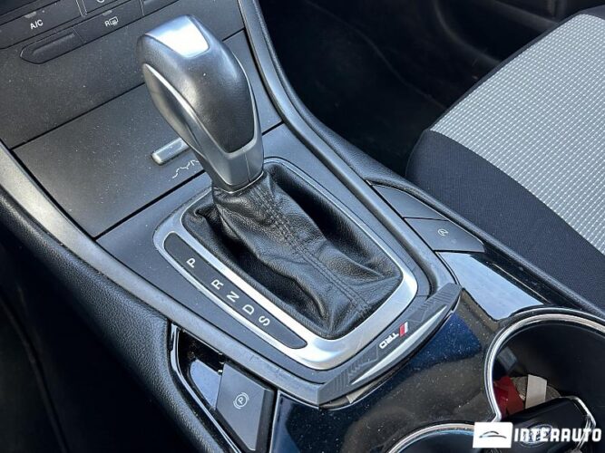 Ford Edge 43 interauto-car