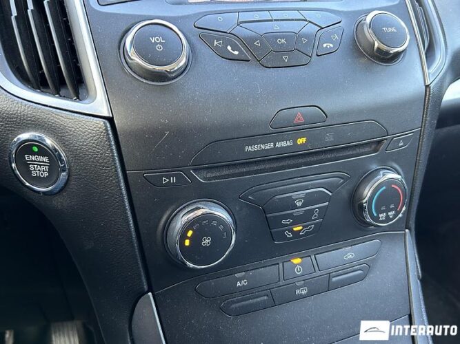 Ford Edge 42 interauto-car