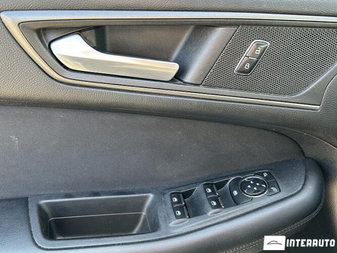 Ford Edge 35 interauto-car