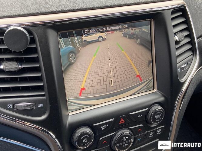 Jeep Grand Cherokee 48 interauto-car