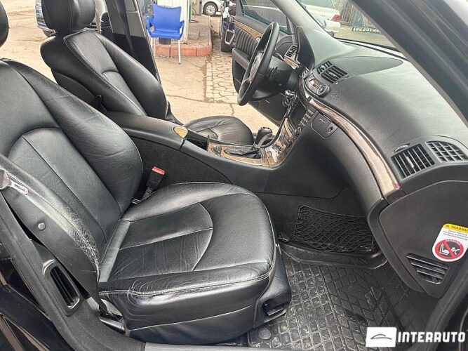 Mercedes E 320 37 interauto-car