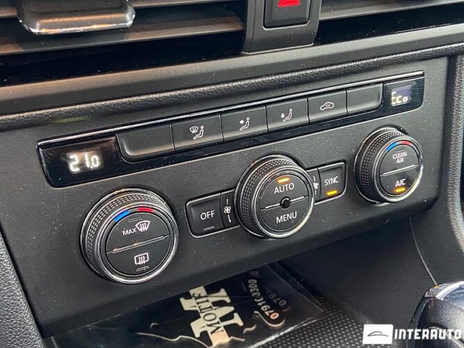 Volkswagen e-Lavida 30 interauto-car