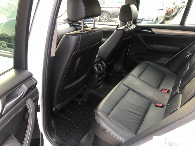 BMW X3 2.0D 39 interauto-car