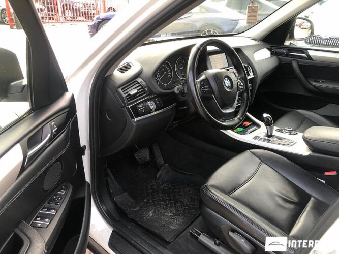 BMW X3 2.0D 31 interauto-car