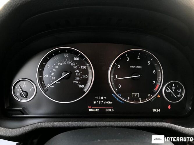 BMW X3 2.8i 40 interauto-car