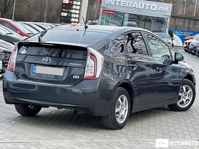 Toyota Prius 33 interauto-car