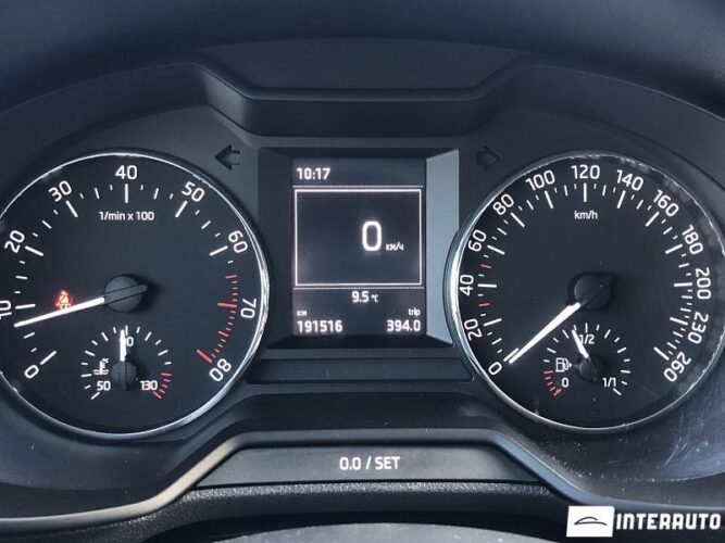 Skoda Octavia 37 interauto-car