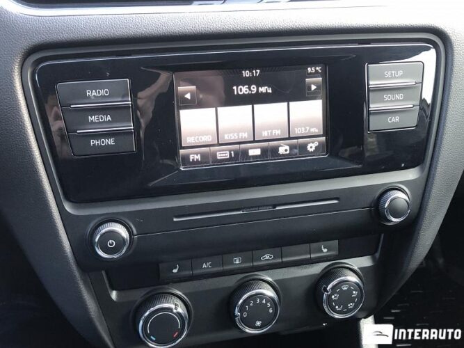 Skoda Octavia 38 interauto-car