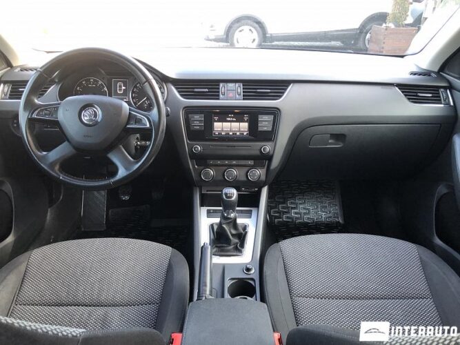Skoda Octavia 32 interauto-car