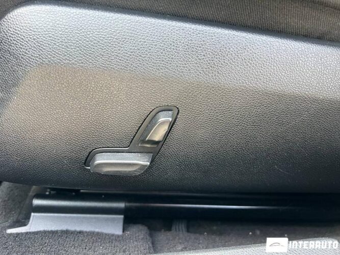 Mercedes E 200 45 interauto-car