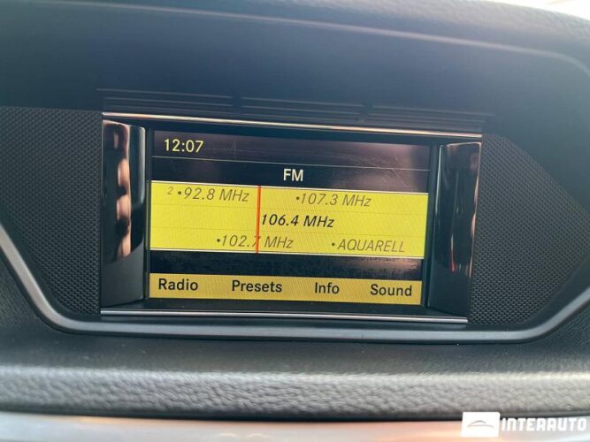 Mercedes E 200 40 interauto-car