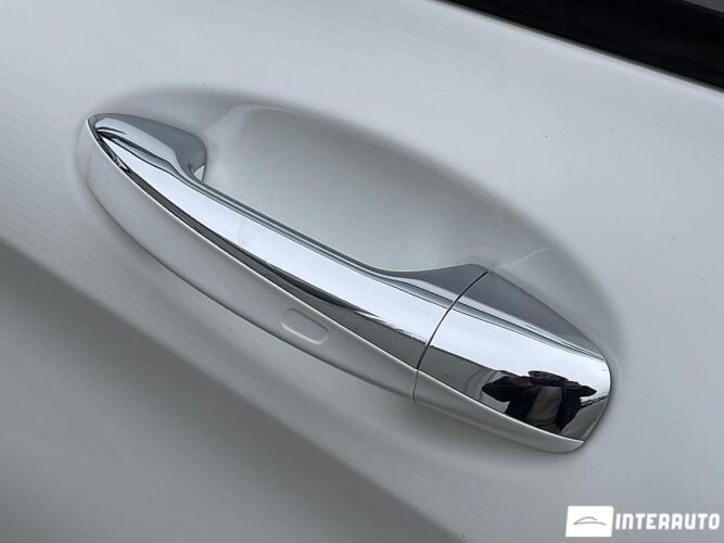 Mercedes C 300 54 interauto-car