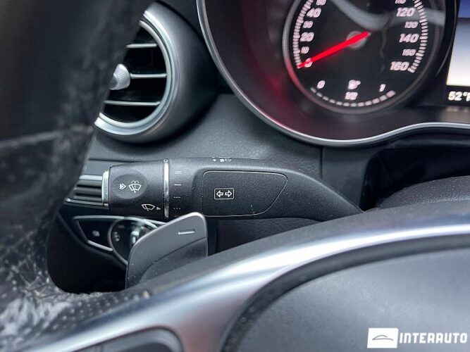Mercedes C 300 59 interauto-car