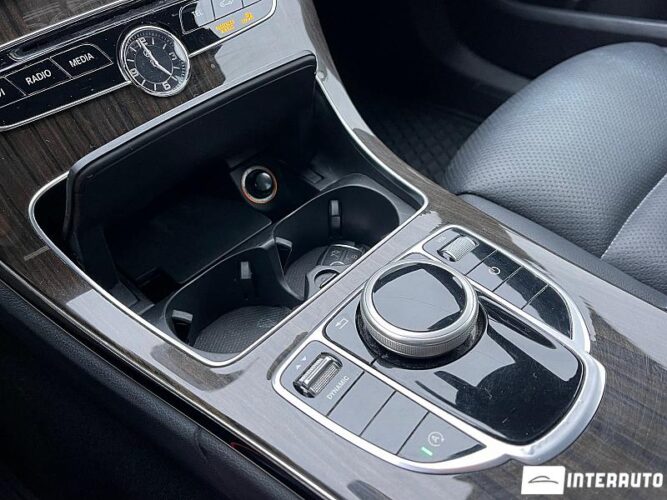 Mercedes C 300 45 interauto-car