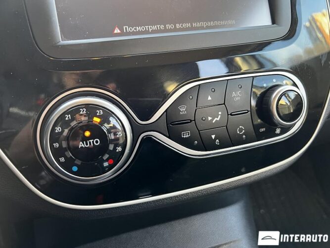 Renault Captur 40 interauto-car