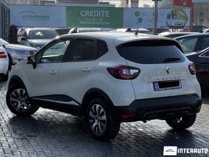 Renault Captur 33 interauto-car