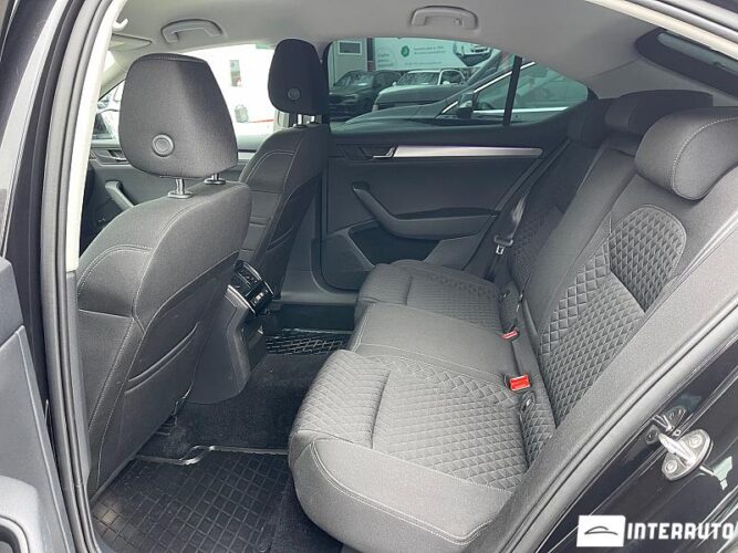 Skoda Superb 51 interauto-car