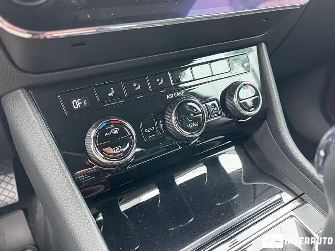 Skoda Superb 49 interauto-car