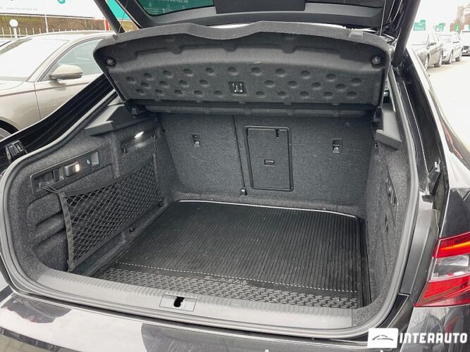 Skoda Superb 54 interauto-car