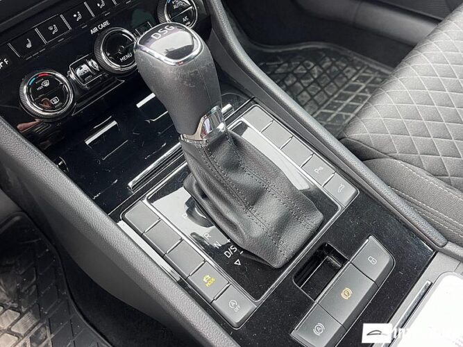 Skoda Superb 50 interauto-car