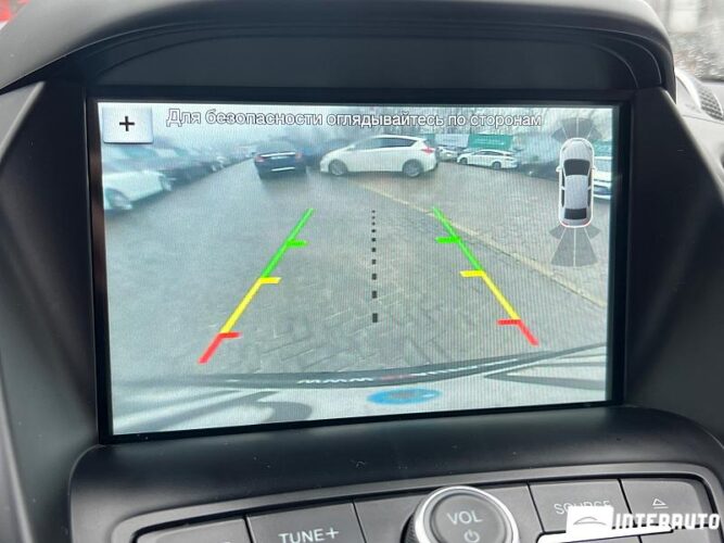 Ford Kuga 38 interauto-car