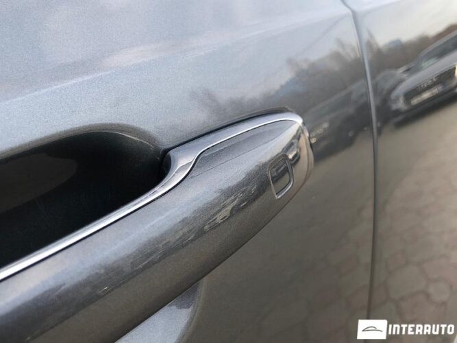 Volvo XC 90 34 interauto-car