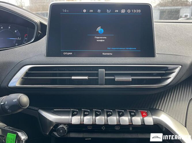 Peugeot 5008 37 interauto-car