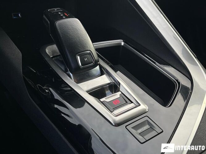 Peugeot 5008 39 interauto-car