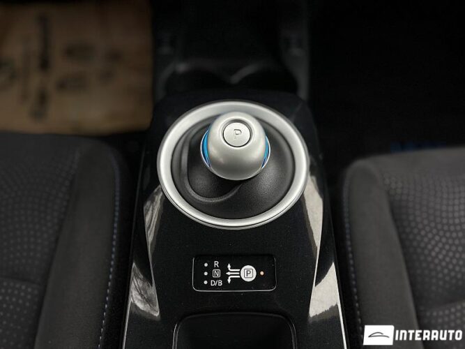 Nissan Leaf 46 interauto-car