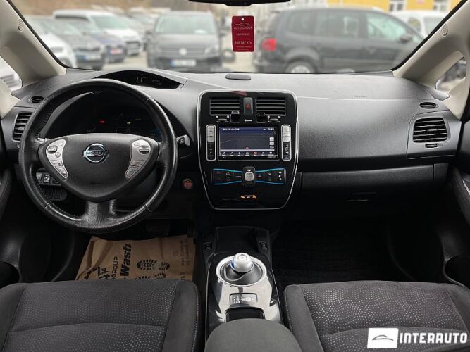 Nissan Leaf 39 interauto-car