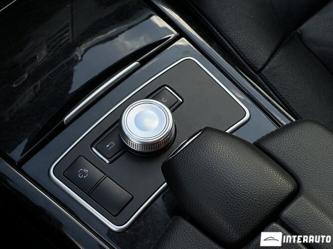 Mercedes E 350 44 interauto-car