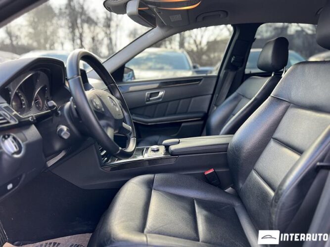 Mercedes E 350 39 interauto-car