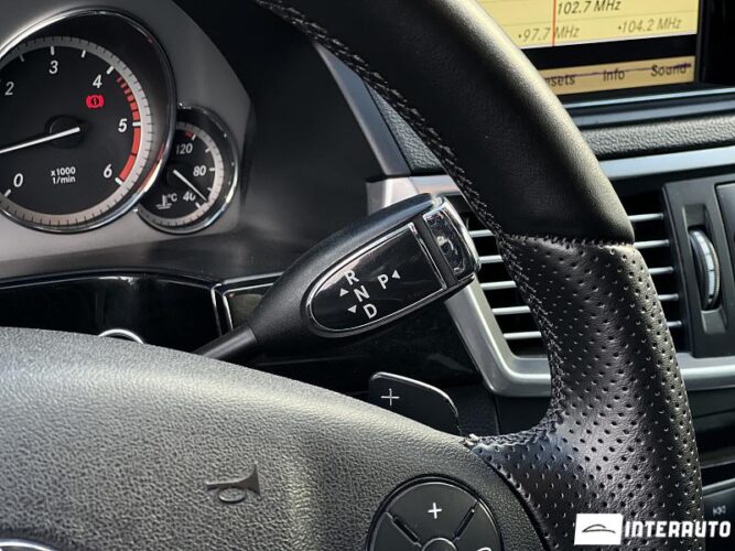 Mercedes E 350 42 interauto-car