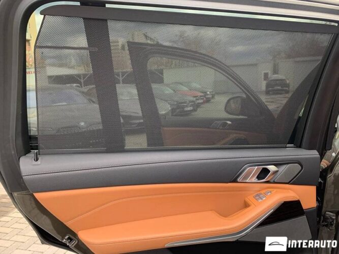 BMW X7 4.0i 49 interauto-car