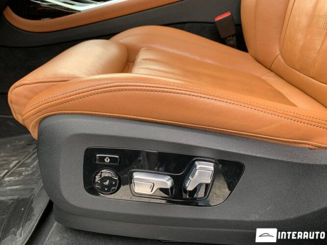 BMW X7 4.0i 46 interauto-car