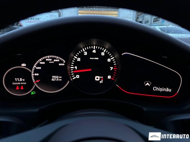 Porsche Panamera 4 51 interauto-car