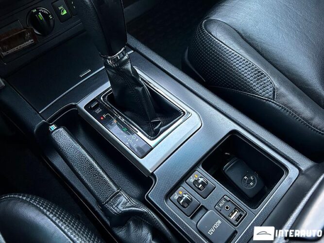 Toyota Land Cruiser Prado 43 interauto-car