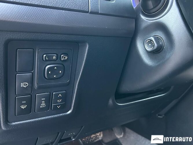 Toyota Land Cruiser Prado 39 interauto-car