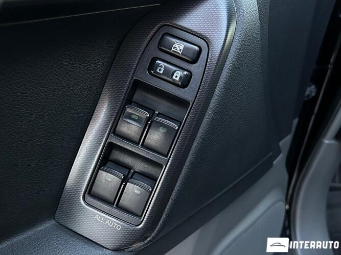 Toyota Land Cruiser Prado 37 interauto-car