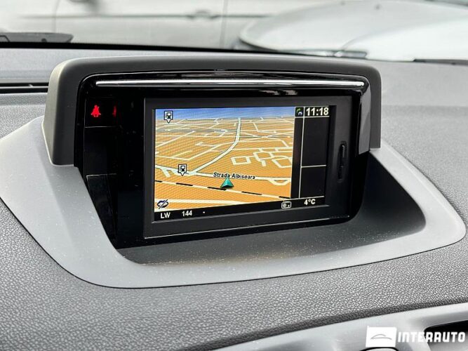 Renault Megane 40 interauto-car