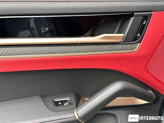 Porsche Cayenne Turbo GT Coupe 35 interauto-car