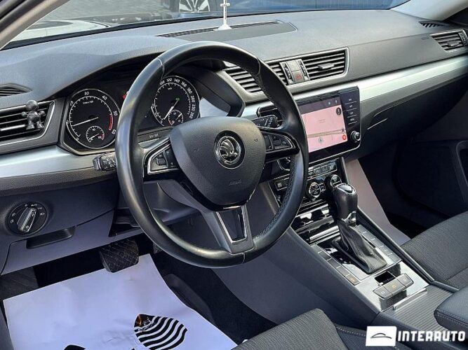 Skoda Superb 37 interauto-car