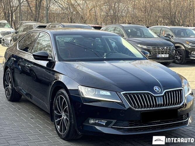 Skoda Superb 32 interauto-car